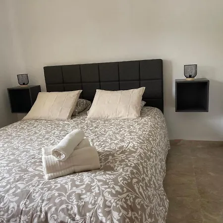 Homestay Galaksi-habitacion Doble Privada En Casa Compartida-uebica2
