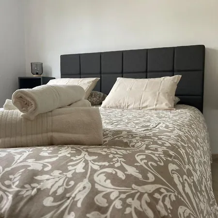 Galaksi-habitacion Doble Privada En Casa Compartida-uebica2 Homestay *