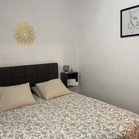 Homestay Galaksi-habitacion Doble Privada En Casa Compartida-uebica2 Mairena del Aljarafe