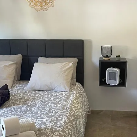 Homestay Galaksi-habitacion Doble Privada En Casa Compartida-uebica2 Mairena del Aljarafe