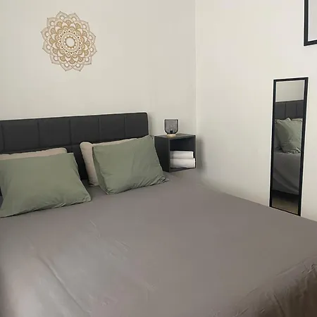 Homestay Galaksi-habitacion Doble Privada En Casa Compartida-uebica2