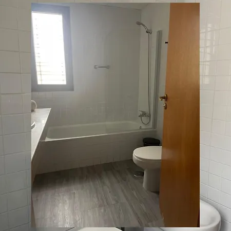 Homestay Galaksi-habitacion Doble Privada En Casa Compartida-uebica2 *